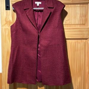 Maroon Vest with single hook closure